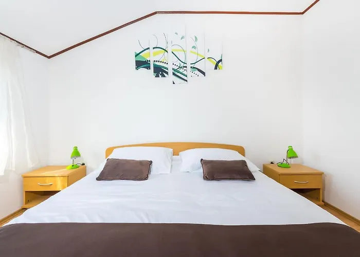 - Mulo 5951e Apartamento *